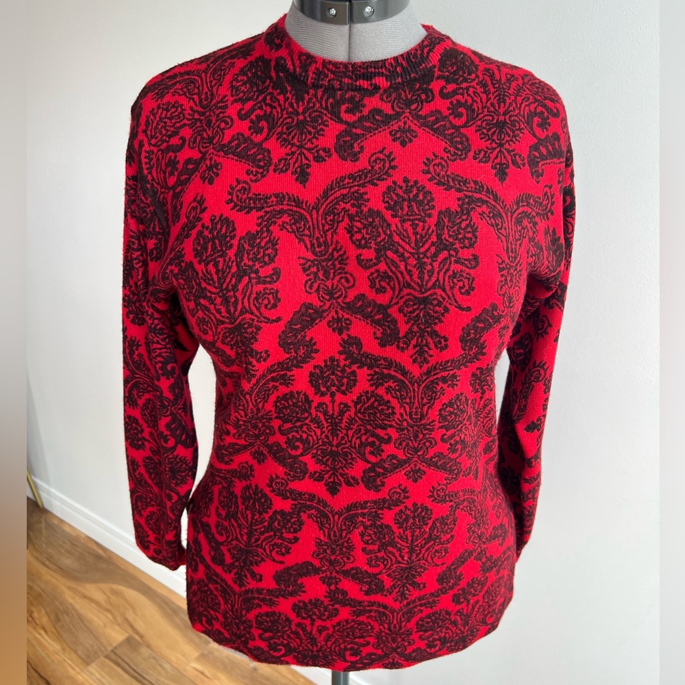Vintage Hong Kong  crew neck Sweater Paisley pattern office core Dopamine
